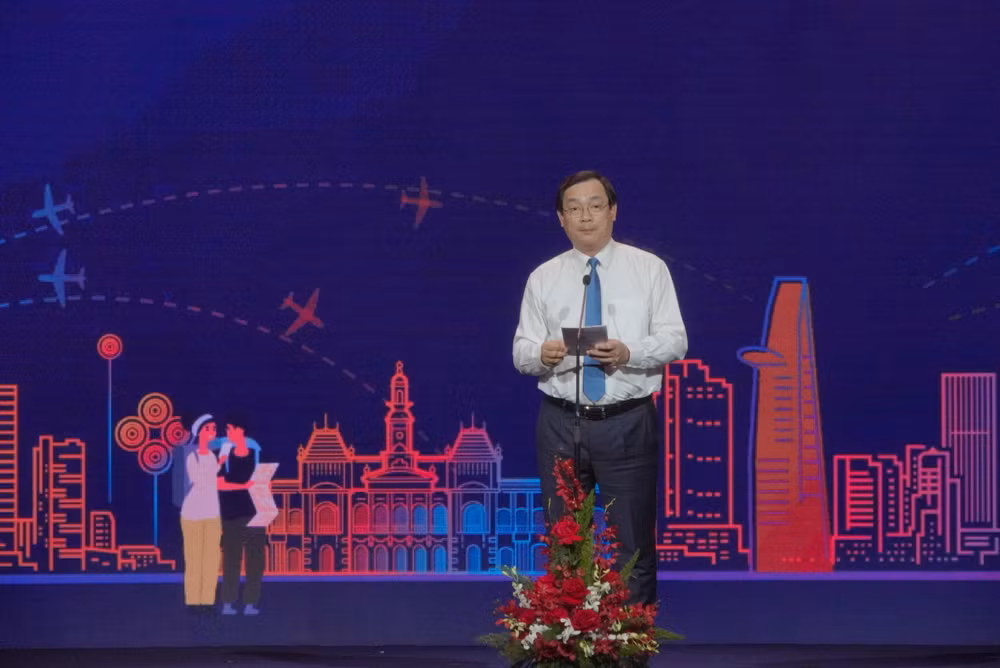 Ông Nguyễn Trùng Khánh, Tổng Cục trưởng, Tổng Cục Du lịch phát biểu tại buổi khai mạc.