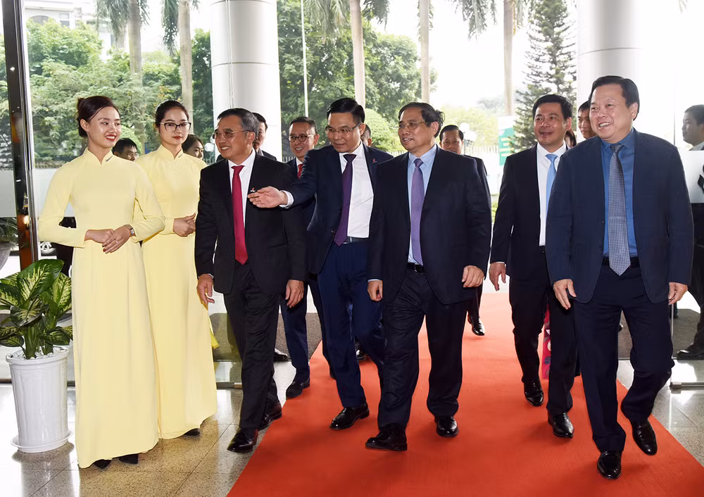 Thủ tướng Chính phủ Phạm Minh Chính đến dự Hội nghị tổng kết công tác năm 2022 và triển khai nhiệm vụ năm 2023 của Petrovietnam.