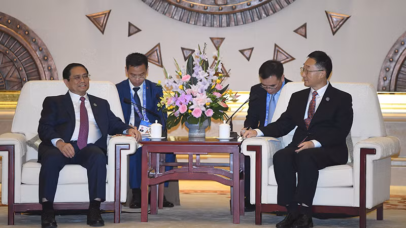 Thủ tướng Chính phủ Phạm Minh Chính tiếp đồng chí Lưu Ninh, Ủy viên Ban Chấp hành Trung ương Đảng Cộng sản Trung Quốc, Bí thư Khu ủy, Chủ nhiệm Ủy ban thường vụ Đại hội đại biểu nhân dân Khu tự trị dân tộc Choang Quảng Tây, Trung Quốc.