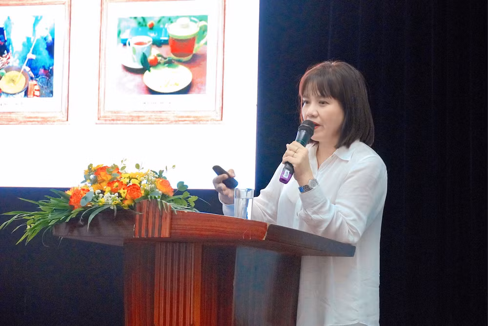 Phó Giám đốc Trung tâm HPA Nguyễn Thị Mai Anh phát biểu tại Hội nghị. (Ảnh: nguoihanoi.vn)