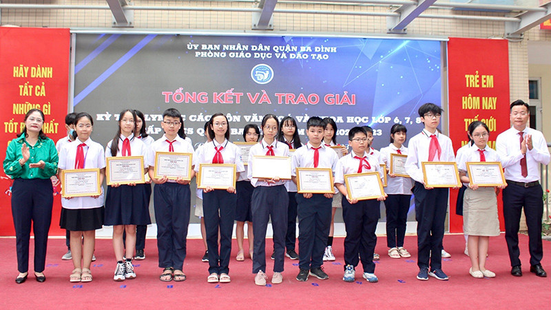 Nhiều học sinh được trao giải và biểu dương tại sự kiện.