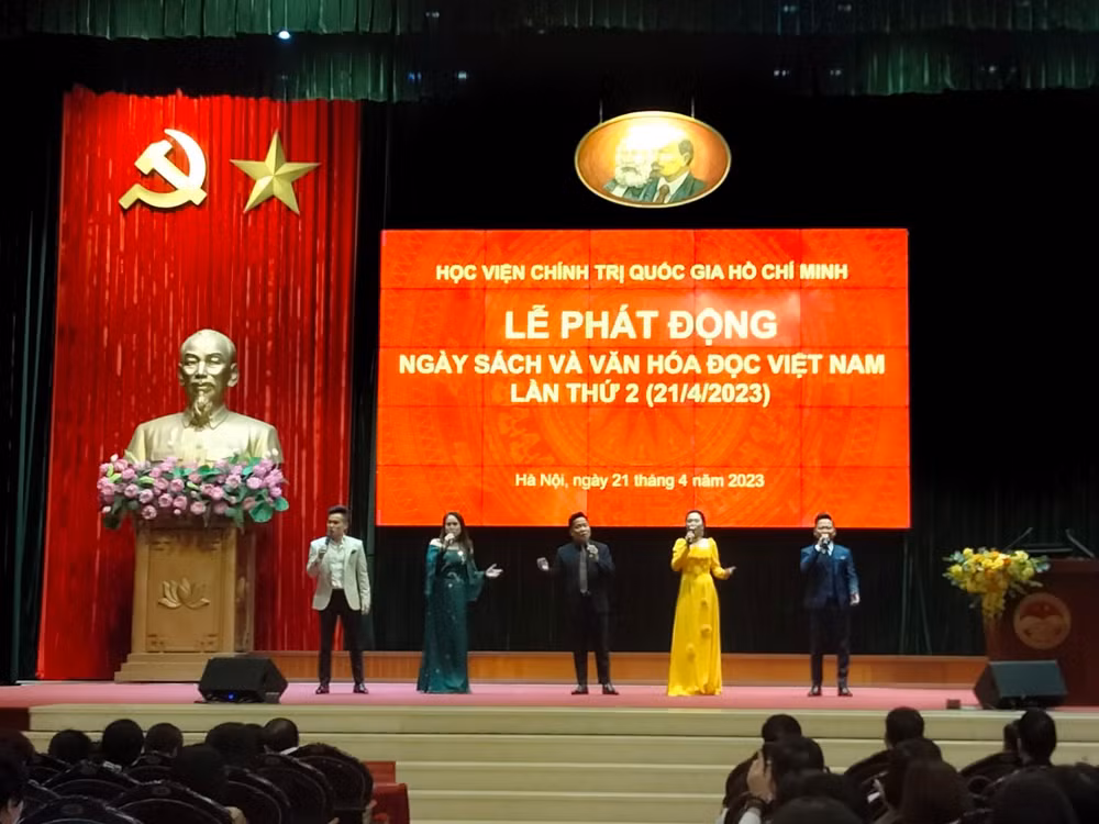 Lễ phát động “Ngày Sách và Văn hóa đọc Việt Nam lần thứ 2” năm 2023.