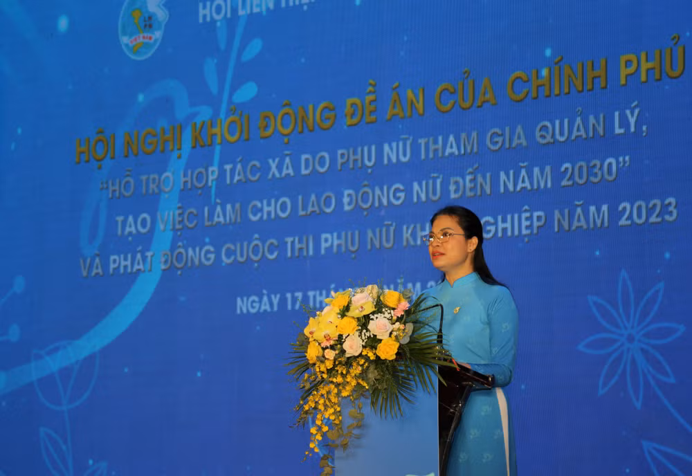 Chủ tịch Hội Liên hiệp Phụ nữ Việt Nam Hà Thị Nga phát biểu tại chương trình.