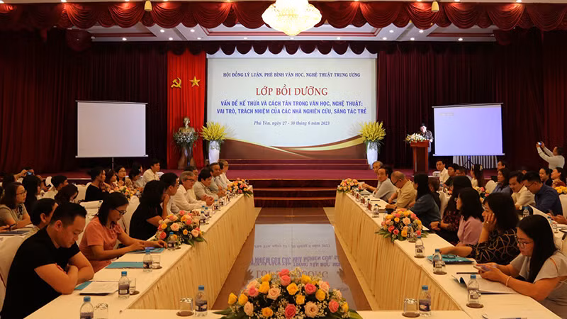 Quang cảnh lớp bồi dưỡng.