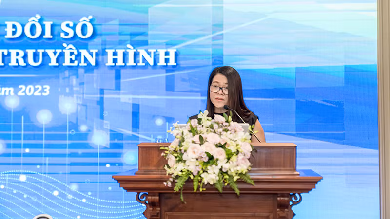 Đại diện lãnh đạo Vinamilk chia sẻ tại hội thảo. Đại diện lãnh đạo Vinamilk chia sẻ tại hội thảo.