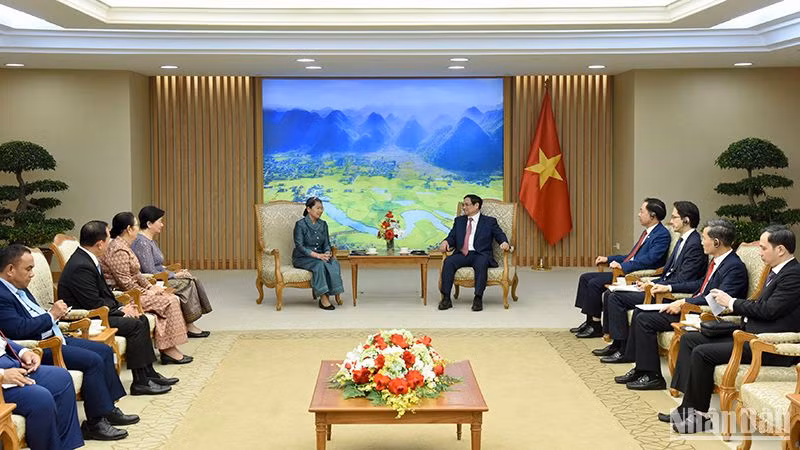 Quang cảnh buổi tiếp. (Ảnh: Trần Hải)