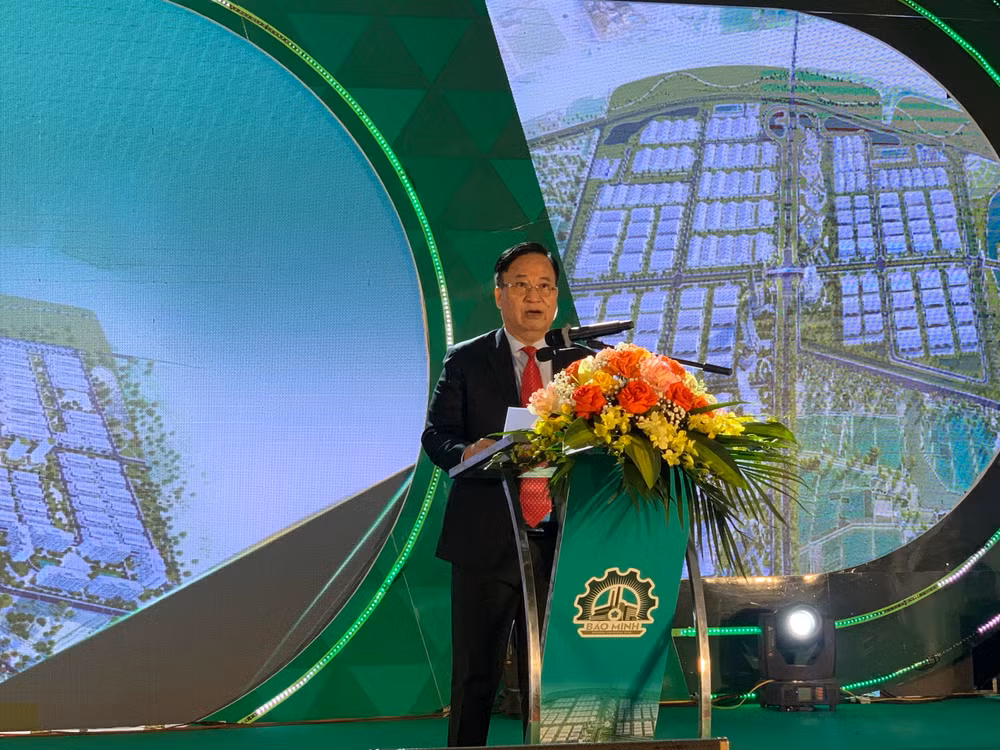 Ông Vũ Đức Giang - Chủ tịch Hội đồng quản trị Công ty cổ phần Đầu tư hạ tầng khu công nghiệp Bảo Minh phát biểu tại buổi lễ.