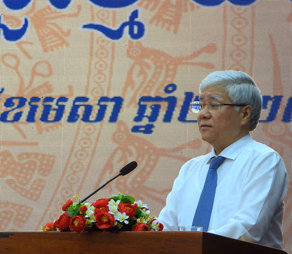 Bí thư Trung ương Đảng, Chủ tịch Ủy ban Trung ương Mặt trận Tổ quốc Việt Nam Đỗ Văn Chiến phát biểu tại buổi họp mặt. Bí thư Trung ương Đảng, Chủ tịch Ủy ban Trung ương Mặt trận Tổ quốc Việt Nam Đỗ Văn Chiến phát biểu tại buổi họp mặt.