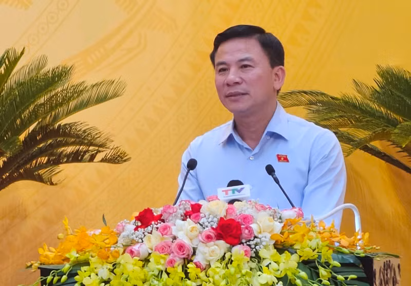 Chủ tịch Hội đồng nhân dân tỉnh Thanh Hóa kết luận nội dung chất vấn Giám đốc Sở Khoa học và Công nghệ.