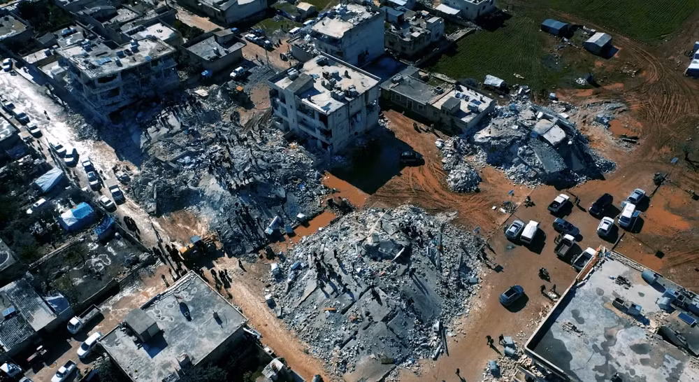 Các tòa nhà bị hư hại do hậu quả của trận động đất ở Aleppo, Syria, ngày 7/2/2023. (Ảnh chụp màn hình: Reuters)