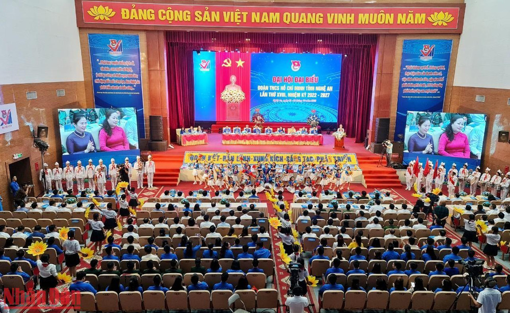 Toàn cảnh Đại hội đại biểu Đoàn Thanh niên Cộng sản Hồ Chí Minh tỉnh Nghệ An nhiệm kỳ 2022-2027.