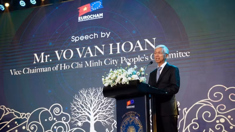 Ông Võ Văn Hoan, Phó Chủ tịch UBND Thành phố Hồ Chí Minh phát biểu.