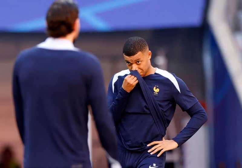 Mbappé vẫn chưa tìm lại được phong độ của mình. (Ảnh: Reuters)