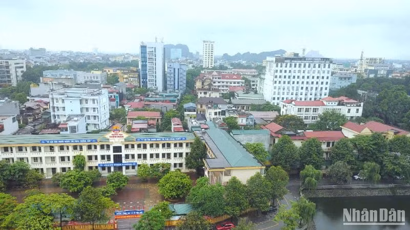 Một góc thành phố Thanh Hóa. (Ảnh: TRUNG HƯNG)