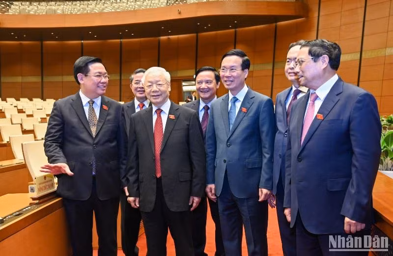 Lãnh đạo Đảng, Nhà nước tham dự phiên họp. (Ảnh: DUY LINH) Lãnh đạo Đảng, Nhà nước tham dự phiên họp. (Ảnh: DUY LINH)