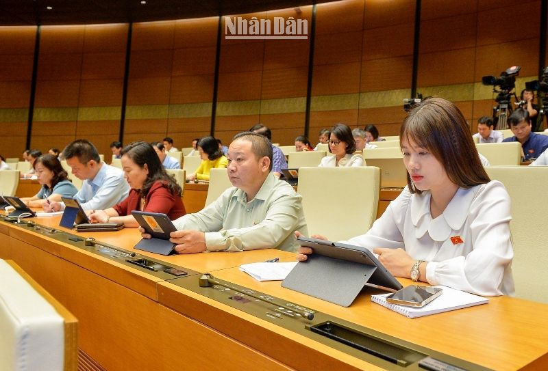 Các đại biểu Quốc hội dự phiên họp chiều 26/5. (Ảnh: DUY LINH)