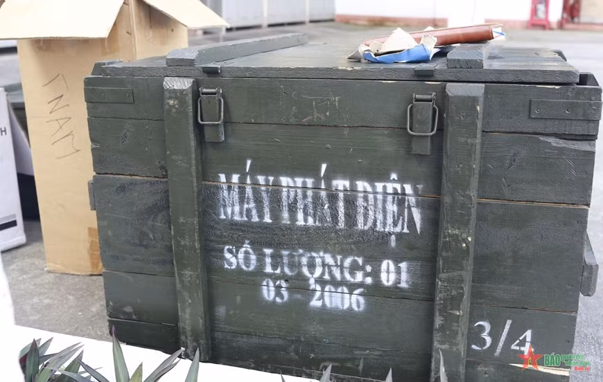 Nhiều trang bị cứu hộ hoạt động bằng điện nên máy phát điện di động luôn nằm trong thành phần ưu tiên bảo đảm.