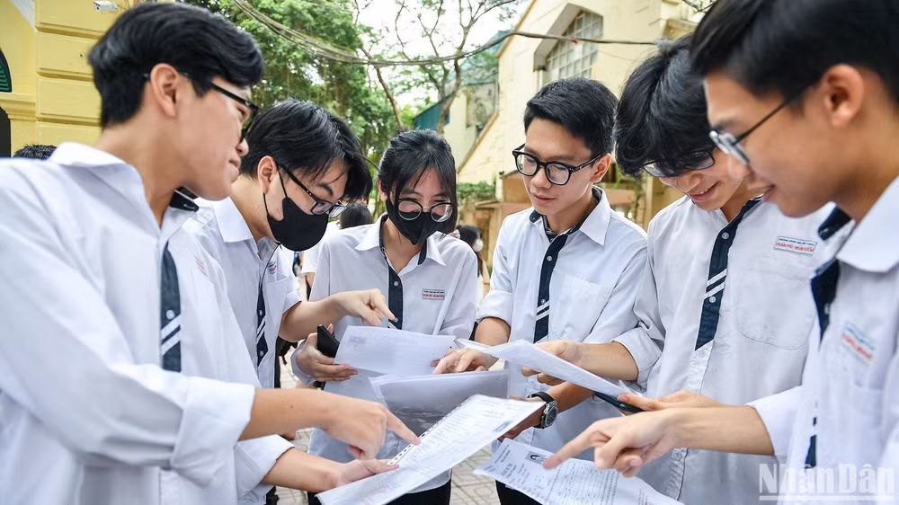 Vấn đề căn cốt, lâu dài trong phòng, chống bạo lực học đường là phải xây dựng văn hóa học đường cho học sinh. (Ảnh minh họa: THÀNH ĐẠT)