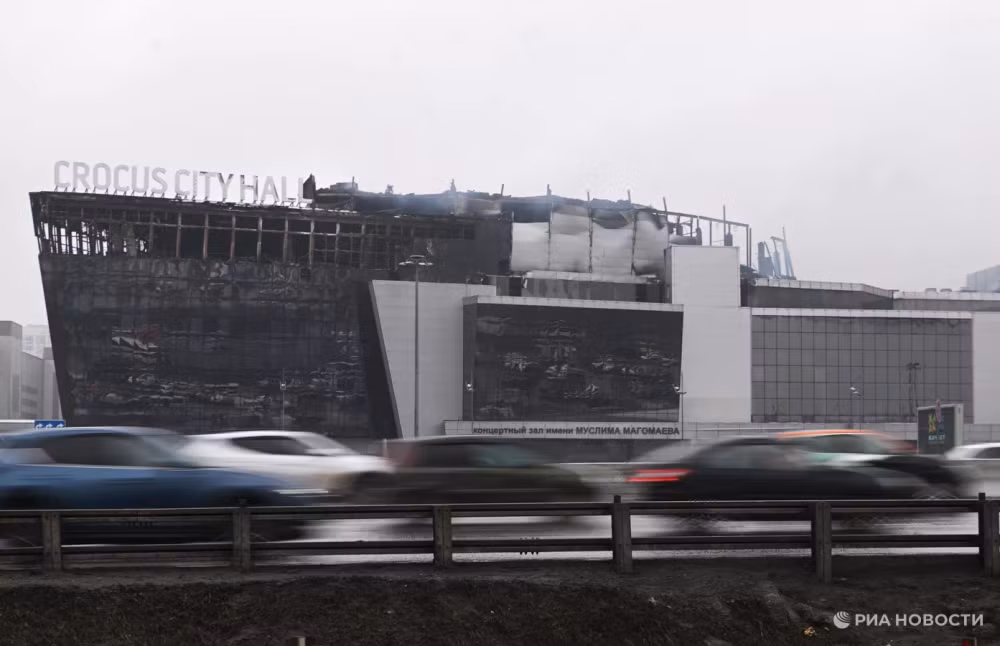 Ngọn lửa đã được khống chế tại trung tâm thương mại Crocus City Hall sau vụ tấn công. (Ảnh: RIA Novosti) Ngọn lửa đã được khống chế tại trung tâm thương mại Crocus City Hall sau vụ tấn công. (Ảnh: RIA Novosti)