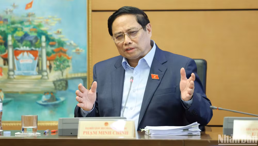 Thủ tướng Chính phủ Phạm Minh Chính phát biểu tại phiên thảo luận tổ của Quốc hội, sáng 23/11. (Ảnh: DUY LINH)