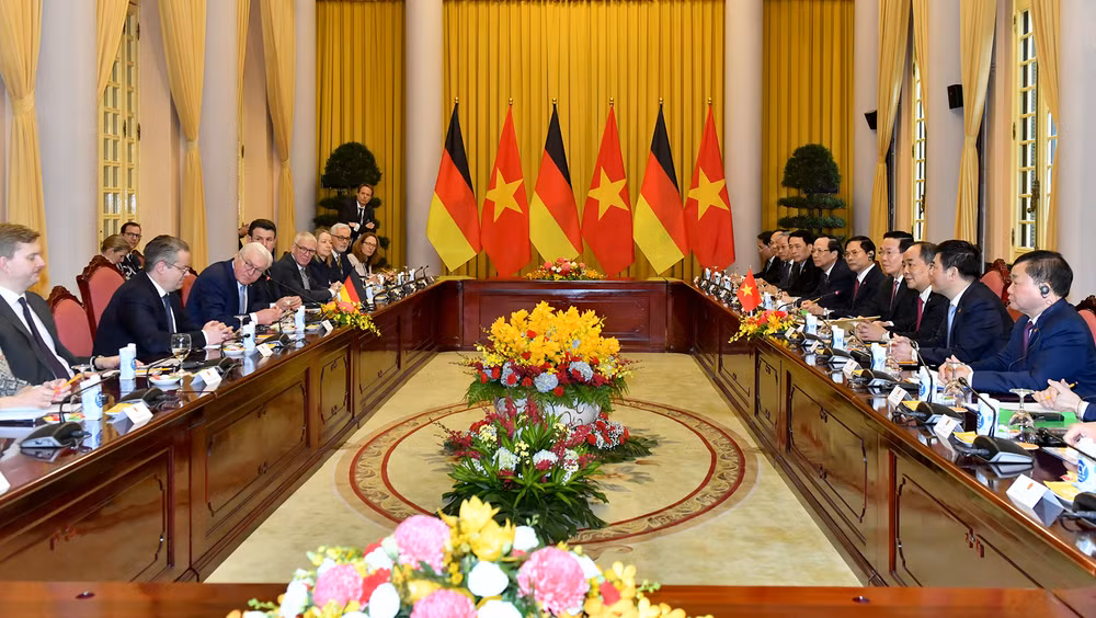 Quang cảnh cuộc hội đàm giữa Chủ tịch nước Võ Văn Thưởng với Tổng thống Cộng hòa Liên bang Đức Frank-Walter Steinmeier. (Ảnh: ĐĂNG KHOA)