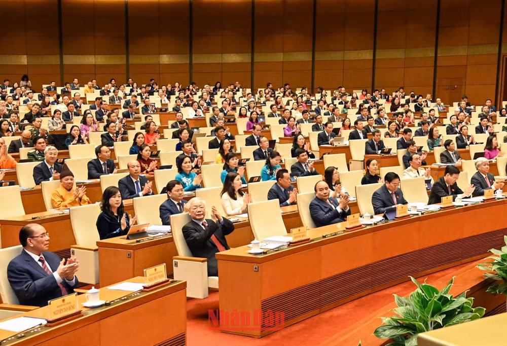 Tổng Bí thư Nguyễn Phú Trọng và các đồng chí lãnh đạo, nguyên lãnh đạo Đảng, Nhà nước và các đại biểu dự phiên khai mạc. (Ảnh: DUY LINH)