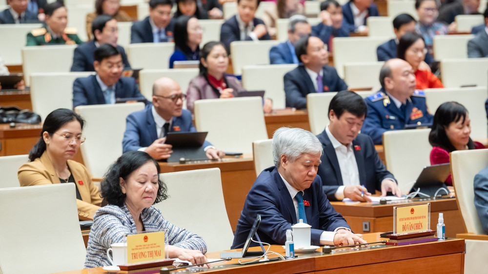 Quốc hội biểu quyết thông qua Luật Đất đai (sửa đổi). (Ảnh: DUY LINH) 