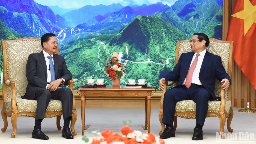Thủ tướng Chính phủ Phạm Minh Chính tiếp Phó Thủ tướng Vương quốc Campuchia Neth Savoeun.