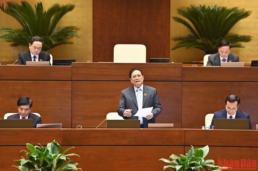 Thủ tướng Chính phủ Phạm Minh Chính trả lời chất vấn của các đại biểu Quốc hội. (Ảnh: ĐĂNG KHOA)