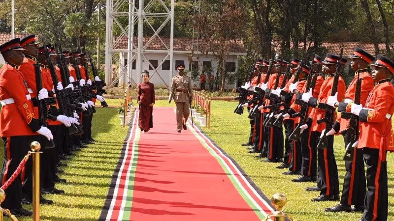 Đại sứ Vũ Thanh Huyền trình Thư ủy nhiệm lên Tổng thống Cộng hòa Kenya.