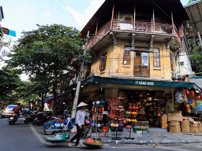 ADB dự báo lạm phát của Việt Nam sẽ chậm lại ở mức 4% trong năm 2023 và 2024, do giá năng lượng toàn cầu giảm và nguồn cung lương thực ổn định. (Ảnh minh họa: THÀNH ĐẠT)