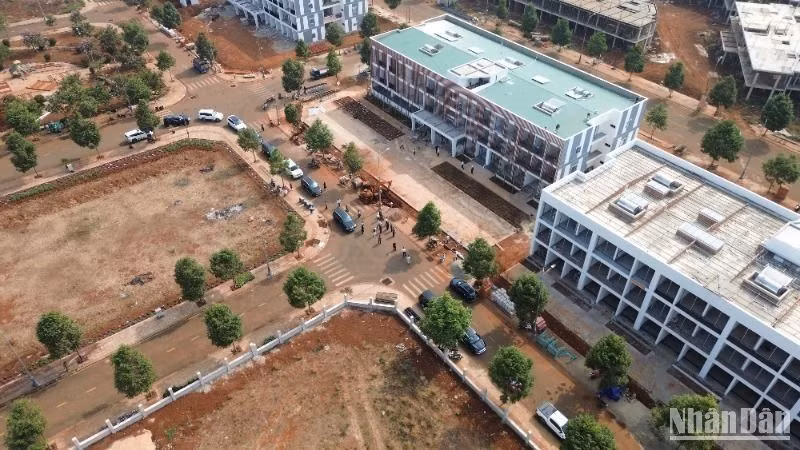 Quang cảnh một dự án nhà ở xã hội tại thành phố Buôn Ma Thuột. (Ảnh: HOÀI BÃO)
