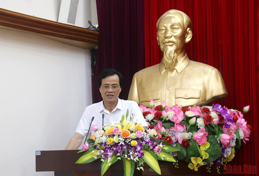 Ông Dương Viết Roãn, Giám đốc Ban Quản lý dự án Thăng Long tham luận tại hội nghị. Bộ Giao thông vận tải tổ chức hội nghị về công tác phòng, chống tham nhũng -0