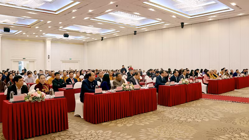 Đại biểu tham dự tọa đàm.
