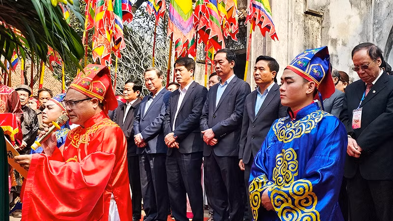 Nghi thức trình tấu chúc văn tri ân, tưởng niệm Bà Triệu.