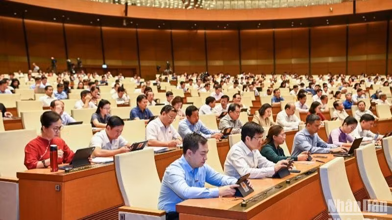 Các đại biểu dự phiên họp của Quốc hội ngày 5/6/2023. (Ảnh: DUY LINH)