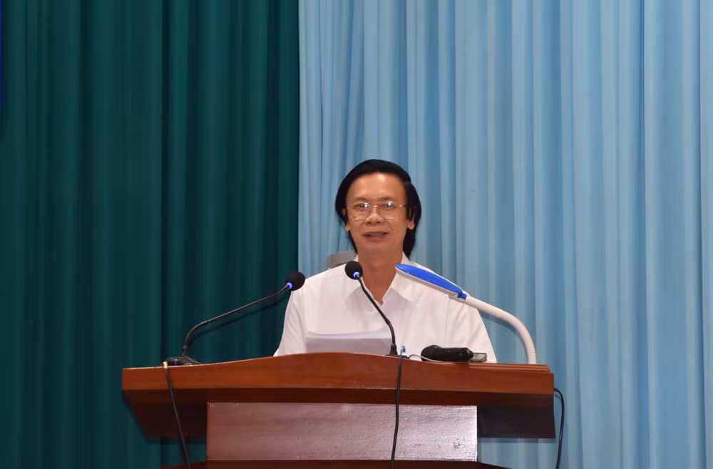 Lãnh đạo Tỉnh ủy Tiền Giang chủ trì hội nghị.