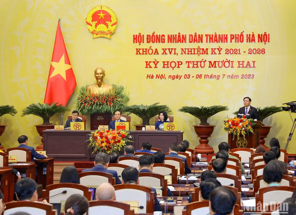 Chủ tịch Quốc hội Vương Đình Huệ phát biểu chỉ đạo tại phiên khai mạc.