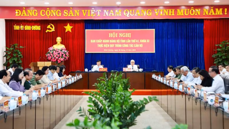 Toàn cảnh hội nghị.