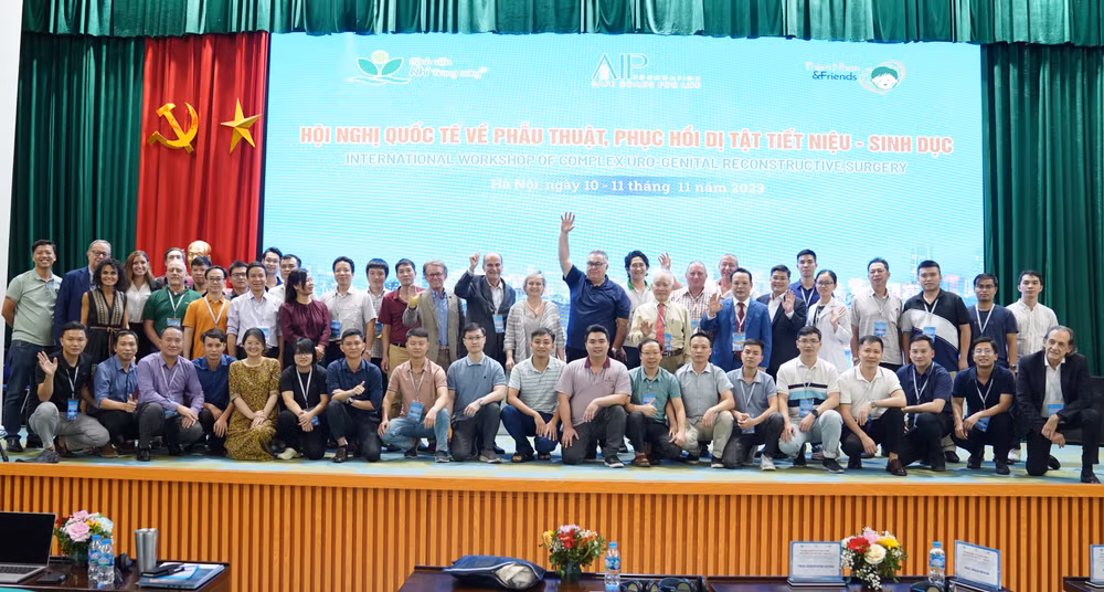 Các đại biểu tham dự Hội nghị.