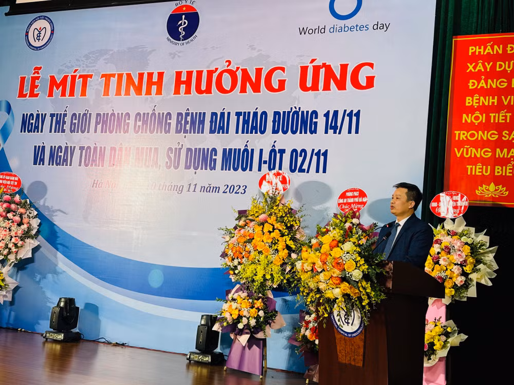Tiến sĩ Phan Hoàng Hiệp đưa ra một số khuyến cáo trong phòng, chống bệnh đái tháo đường để mọi người dân cùng thực hiện.