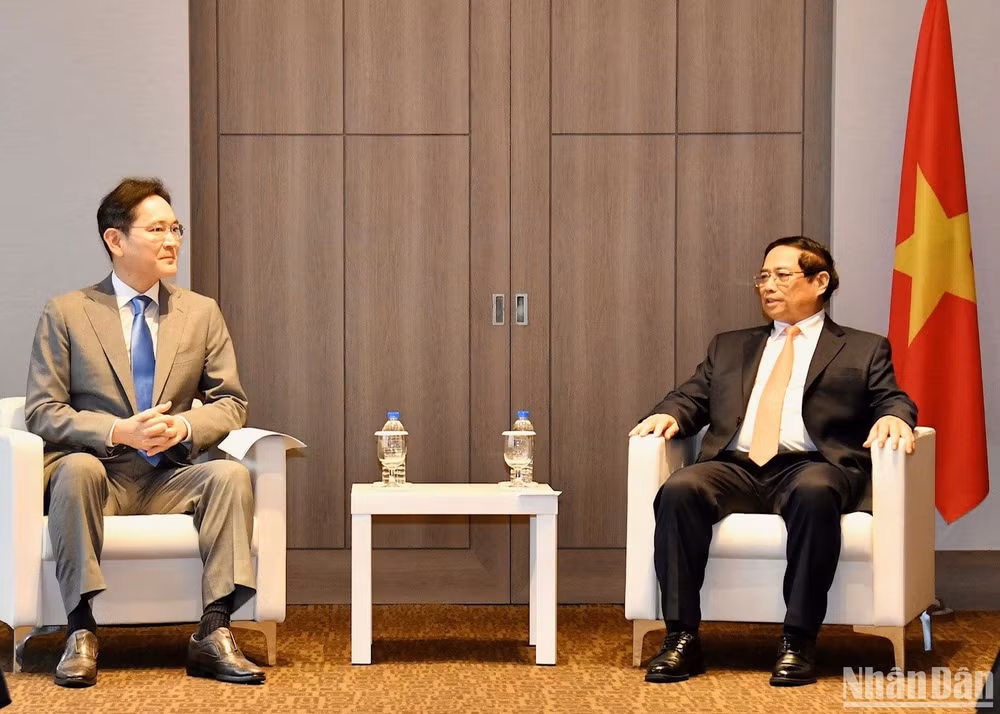 Thủ tướng Phạm Minh Chính tiếp Chủ tịch Tập đoàn Samsung Lee Jae Yong.