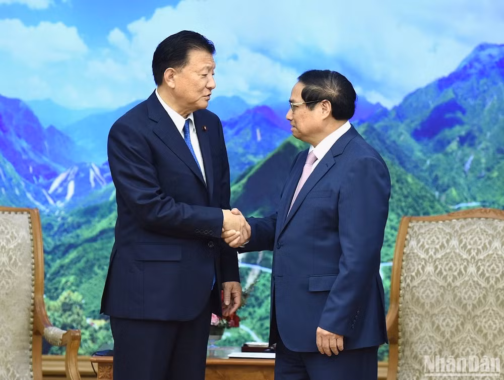 Thủ tướng Phạm Minh Chính đón Bộ trưởng phụ trách Hiệp định Đối tác Toàn diện và Tiến bộ xuyên Thái Bình Dương (CPTPP).