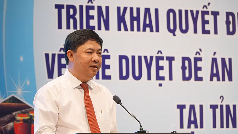 Bí thư Tỉnh ủy Quảng Nam Lương Nguyễn Minh Triết phát biểu bế mạc hội nghị.