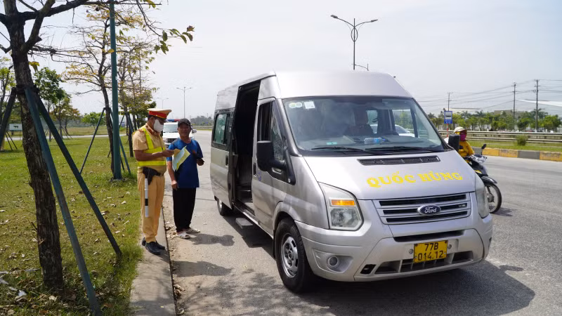 Phòng Cảnh giao thông Công an tỉnh Quảng Nam tuần tra kiểm soát, xử lý các chuyên đề vi phạm là nguyên nhân chính gây ra tai nạn giao thông đường bộ, đường sắt.