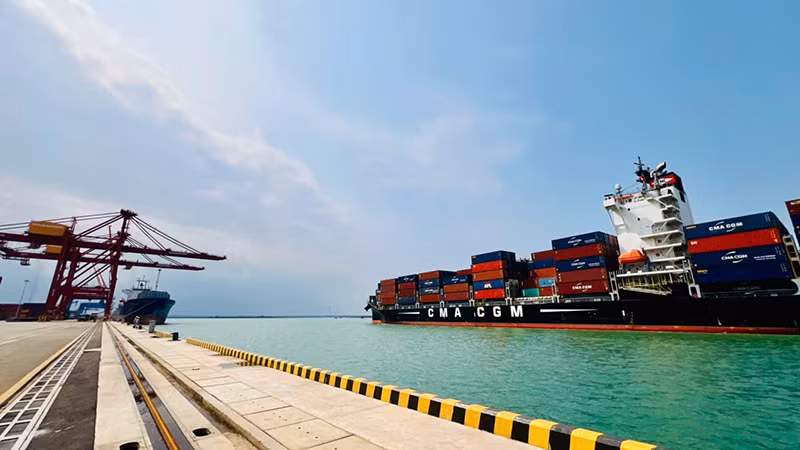 Công trình cầu cảng số 2 (bến 5 vạn tấn) hoàn thiện nâng tổng chiều dài toàn bến cảng Chu Lai lên 836m.