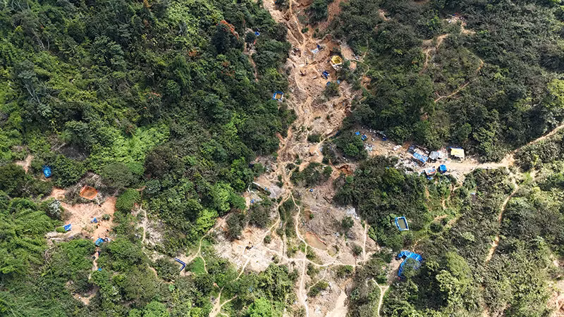 Khu vực khai thác vàng trái phép tại bãi vàng 38 thuộc xã Phước Hòa, huyện Phước Sơn, tỉnh Quảng Nam.