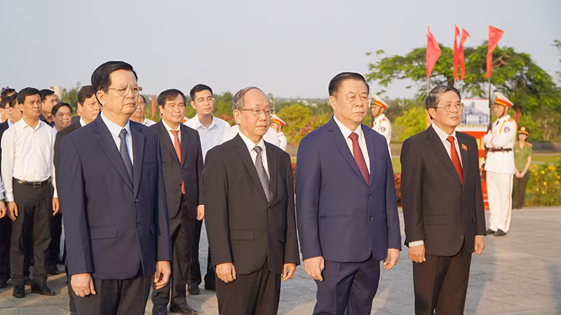 Đoàn công tác Trung ương do đồng chí Nguyễn Trọng Nghĩa, Ủy viên Bộ Chính trị, Bí thư Trung ương Đảng, Trưởng Ban Tuyên giáo và Dân vận Trung ương làm Trưởng đoàn.