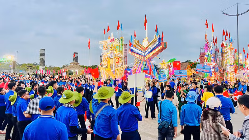 Hội trại “Thanh niên Quảng Nam tự tin bước vào kỷ nguyên phát triển mới” có quy mô toàn tỉnh bao gồm 20 đơn vị lều. 