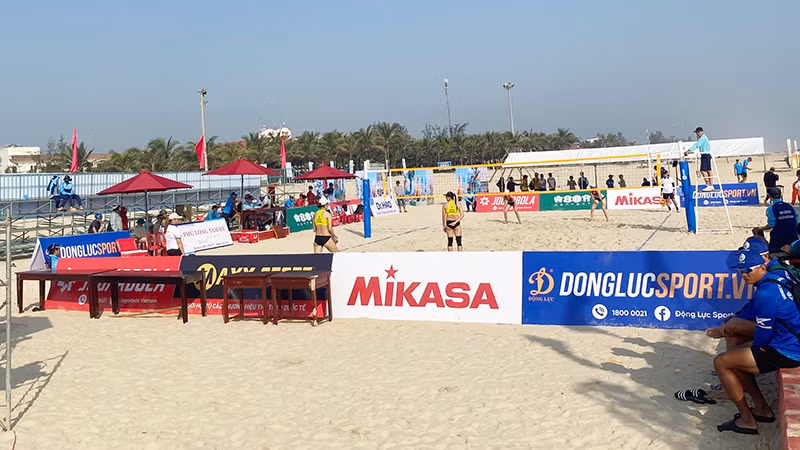 Tham gia giải lần này có trên 200 trưởng đoàn, huấn luyện viên, vận động viên tham gia.